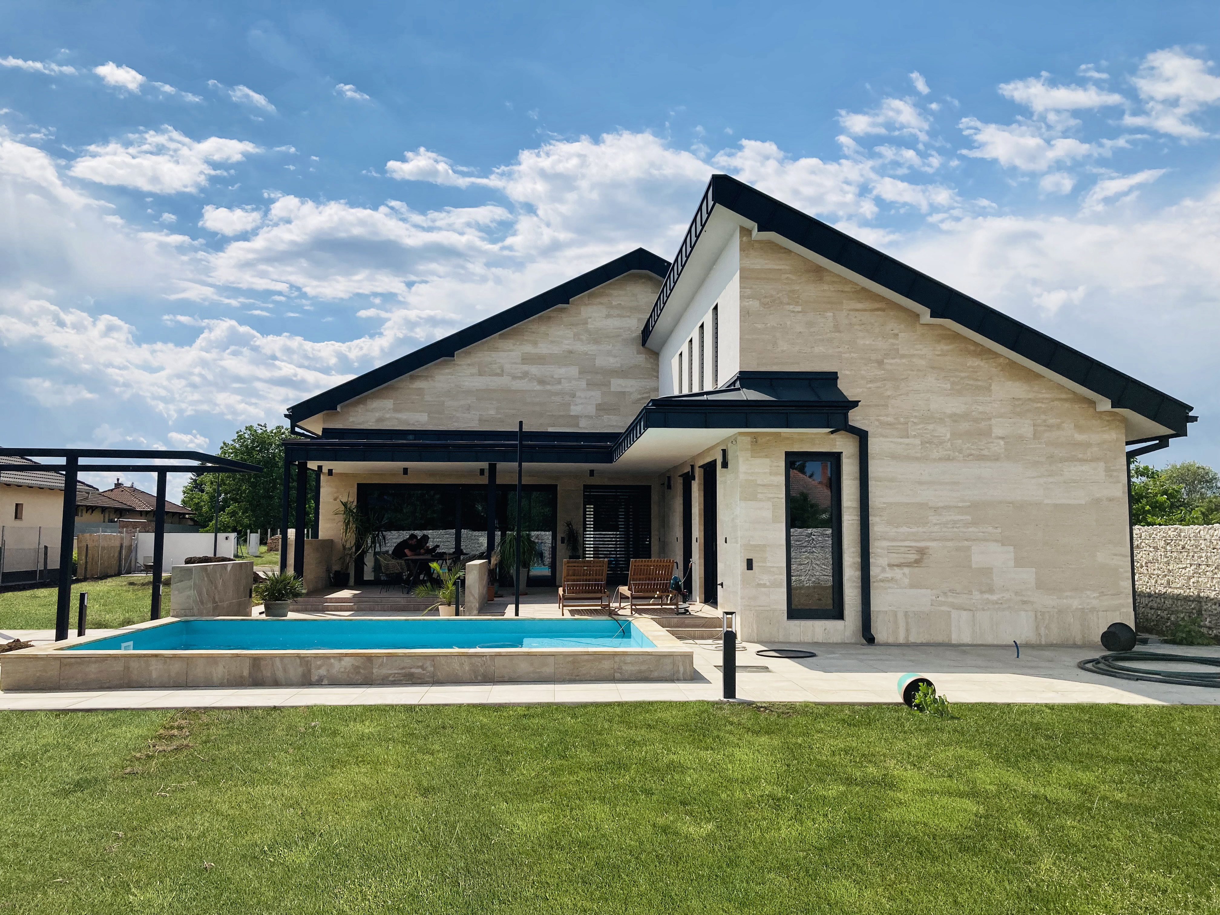 Nánási Sándor, Horváth Ferenc - Családi ház, Szolnok