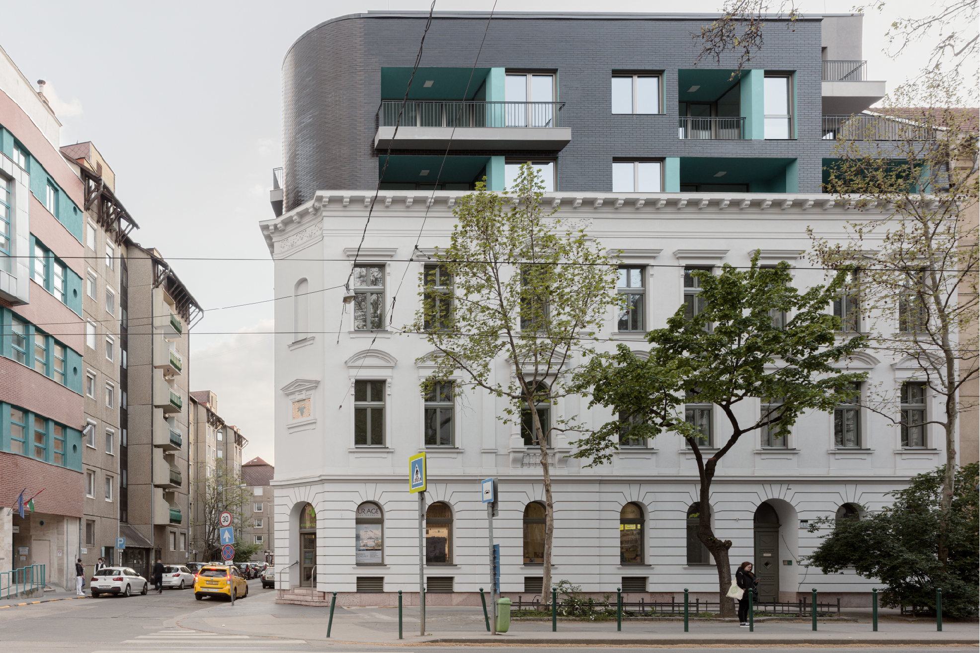 Dobos Botond Zsolt DLA - Társasház energetikai felújítása és bővítése, Budapest, IX. kerület