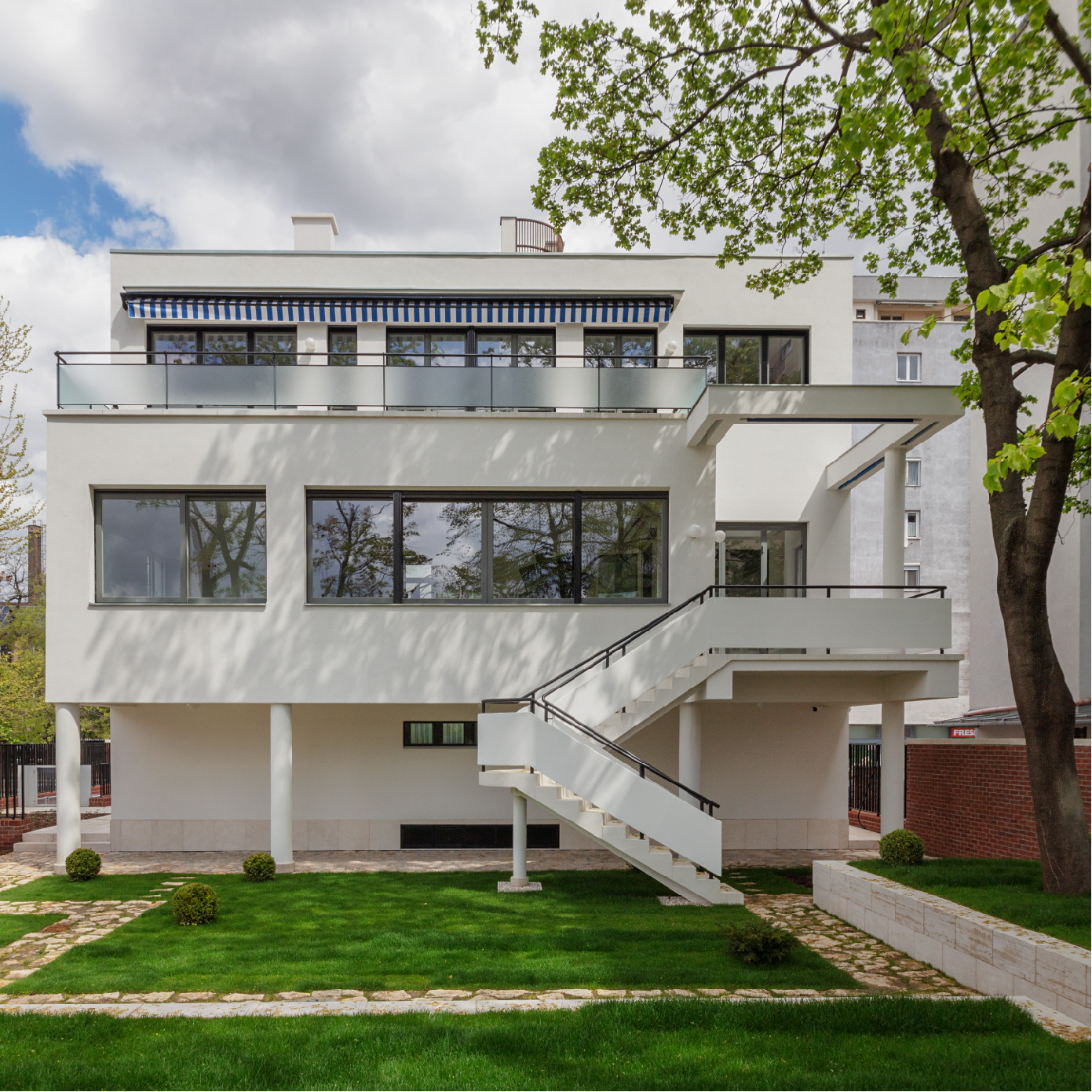 Kokas László, Lukács Péter - Múzeum, Budapest